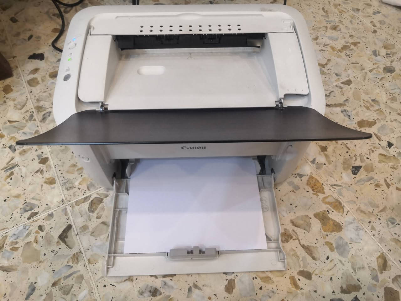 طابعه كانون 6030W ليزريه عاديه
طباعه فقط سحب يعني فقط
طباعه من وايفاي من النقال والحاسبه مباشر
طباعه من النقال والحاسبه مباشر بالكيبل
حبر باودر لا يخرب ولا يجف و متوفر رخيص
سعر الطابعه ٩٠ الف
يتوفر توصيل لكل المحافظات


**إذا كنت صاحب هذا الإعلان وتريد حذفه لأي سبب، رجاءا أرسل رسالة إلى الدعم الفني**
