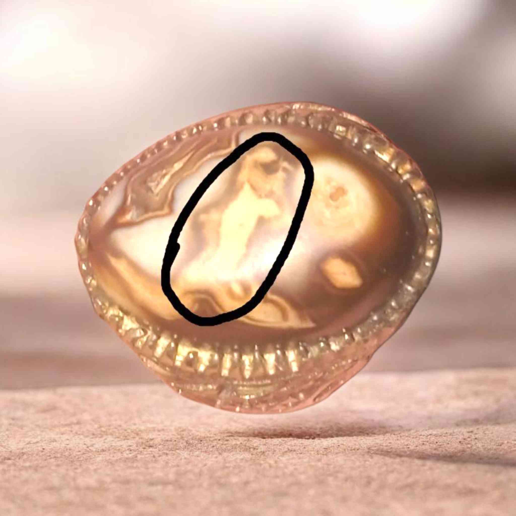 حجر داوودي معطف قديم مصور رباني رجل كبير بالسن لابس مناظر ينظر إلى الشمس مقابيله روحانيه فول  سعره وتفاصيله خاص يوجد توصيل جميع المحافظات


**إذا كنت صاحب هذا الإعلان وتريد حذفه لأي سبب، رجاءا أرسل رسالة إلى الدعم الفني**