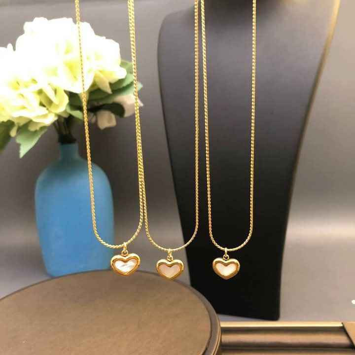 🤍 سيت القلب الأبيض 🤍

سيت متكون من قلادة + سوار + تراچي 💫

🌟كوالتي ممتاز أصلي ✔️
🌟طلاء ثابت بجودة عالية 💯
🌟غير قابل للصدأ ✔️ 
🌟مصمم بلمسة جاذبية 😍 
🌟تألقي بسحر جاذبية التصميم المميز 💕
🌟متوفر باللون الذهبي 💛🤍 
🌟هدية للنساء ذات القلوب البيضاء 🤍🎁 بغداد, العراق


**إذا كنت صاحب هذا الإعلان وتريد حذفه لأي سبب، رجاءا أرسل رسالة إلى الدعم الفني**