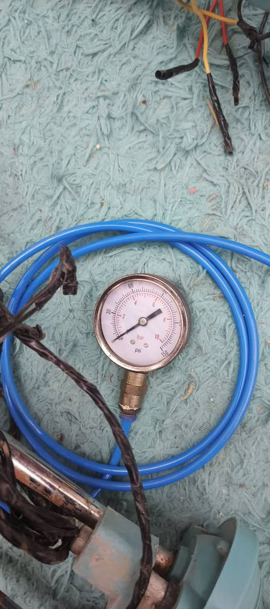 سلام عليكم براد و ميلاد كاملات هنة و القنينة و تاروسة و تقسيمات بي 64 دكة تقريبن كامل جيب و شد كبل شرط الفحص سعر 175 ألف قفلل رقم ***********
مكاني بغداد بوب الشام
