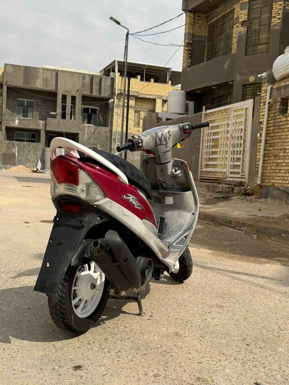 سلام عليكم دراجه ماكس قجمه ما مفتوح كفاله عامه  السعر
750 مكاني البصره ياسين خريبط دراجه فول سرعه وشلعه كفاله عامه زلغ مابيه لمكينه مامفتوحه شرط لفحص وين ماتريد افحص رقم
***********
