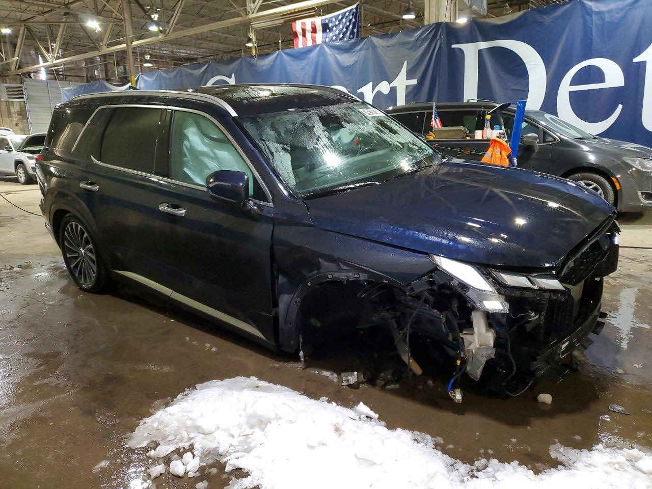 السلام عليكم بلسايد 24 كلكرافي الحادث فقط هذا الي بل صوره بدون دواخل   السياره شغاله وتمشي بعد شهرين توصل للعقبه  السياره اعله فئه والتفاصيل كلها بل صور الجاملغ  يرجع بارد والدعاميه اني مستوردها السياره ابيعها بمكانها  بلعقبه سعرها بمكانها مع فتح الحاويه تستلمها جاهزه للتعقيب ب  195 ومجالها بسيط مكاني بغداد وهذا رقمي الشراي يتصل ***********
