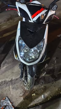 دراجه سكنس للبيع المكان نجف شارع حنون بوشه 58 ونص نوزل خطين دبل سكليتر...