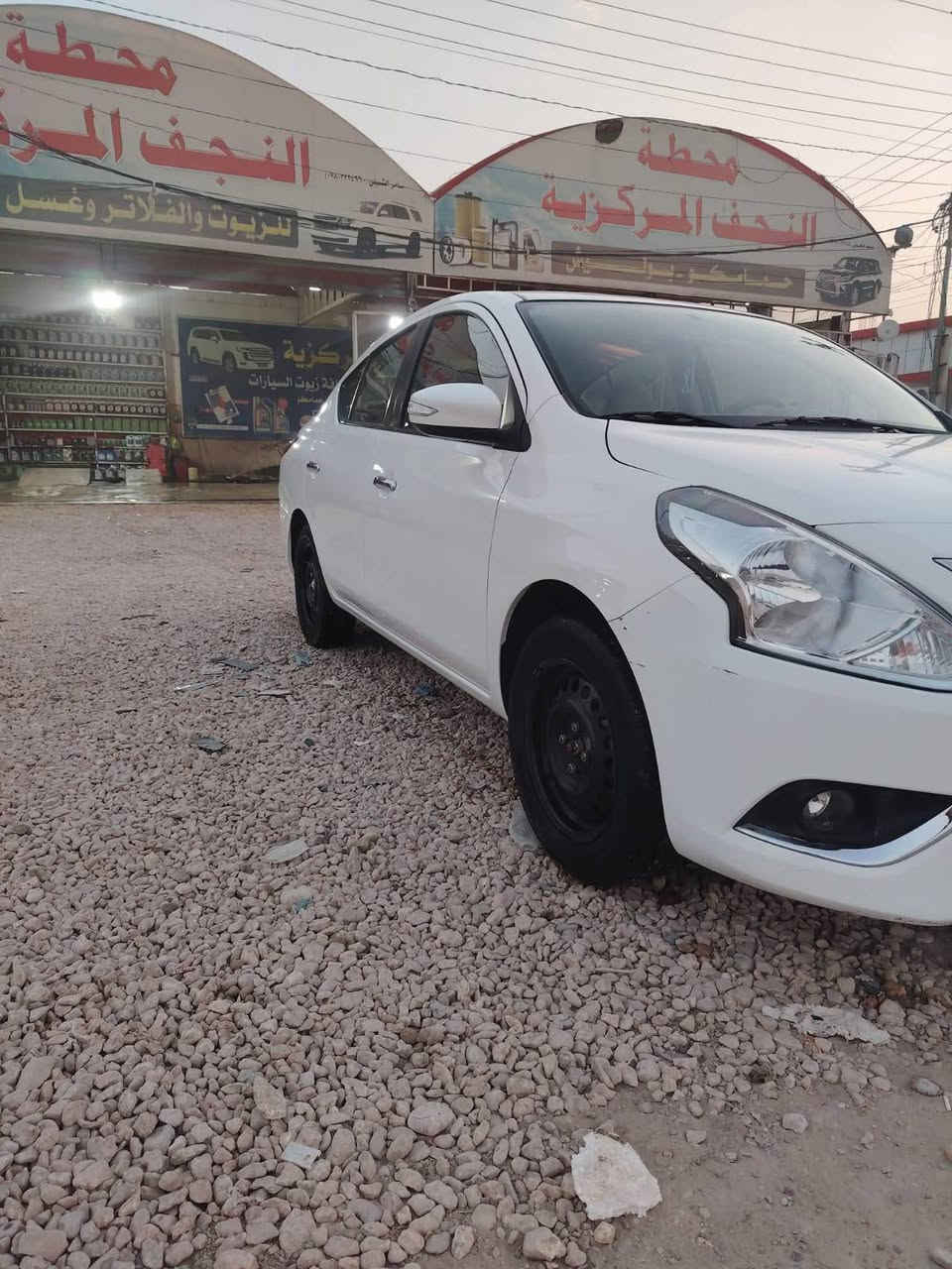 عندي سيارة  صني موديل 25 للبيع السيارة بيه قطعتين صبغ باب وجاملغ وبدون ضرر السيارة مال بنيه واني مكلف بل البيعة مالتهه عنواني نجف السعر ١١٥وبيه مجال لطيبين هذا الرقم بي واتساب وعندي مقطع فيديو موضح كلشي ***********
