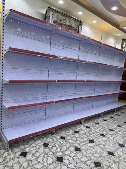 سفينه وصطي 12متر ورفوف جداري 12متر تركي الاصلي ابو جسرين ثقيل نضيف كلش مستخدم اقل 20يوم عنوان بغداد ام الكبر ***********
