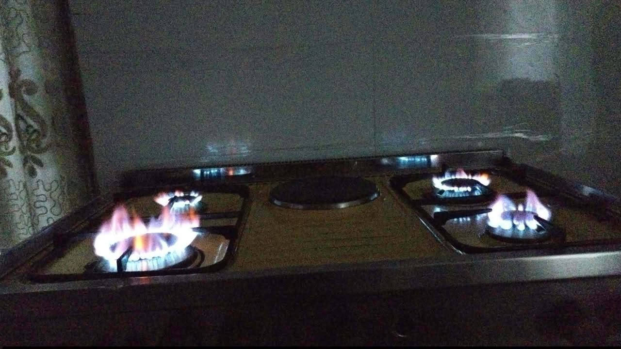 سلام عليكم طباخ للبيع اي ضرار ما بيه نضافه فول السعر 90وبي مجال  اتصل عله الرقم ***********
