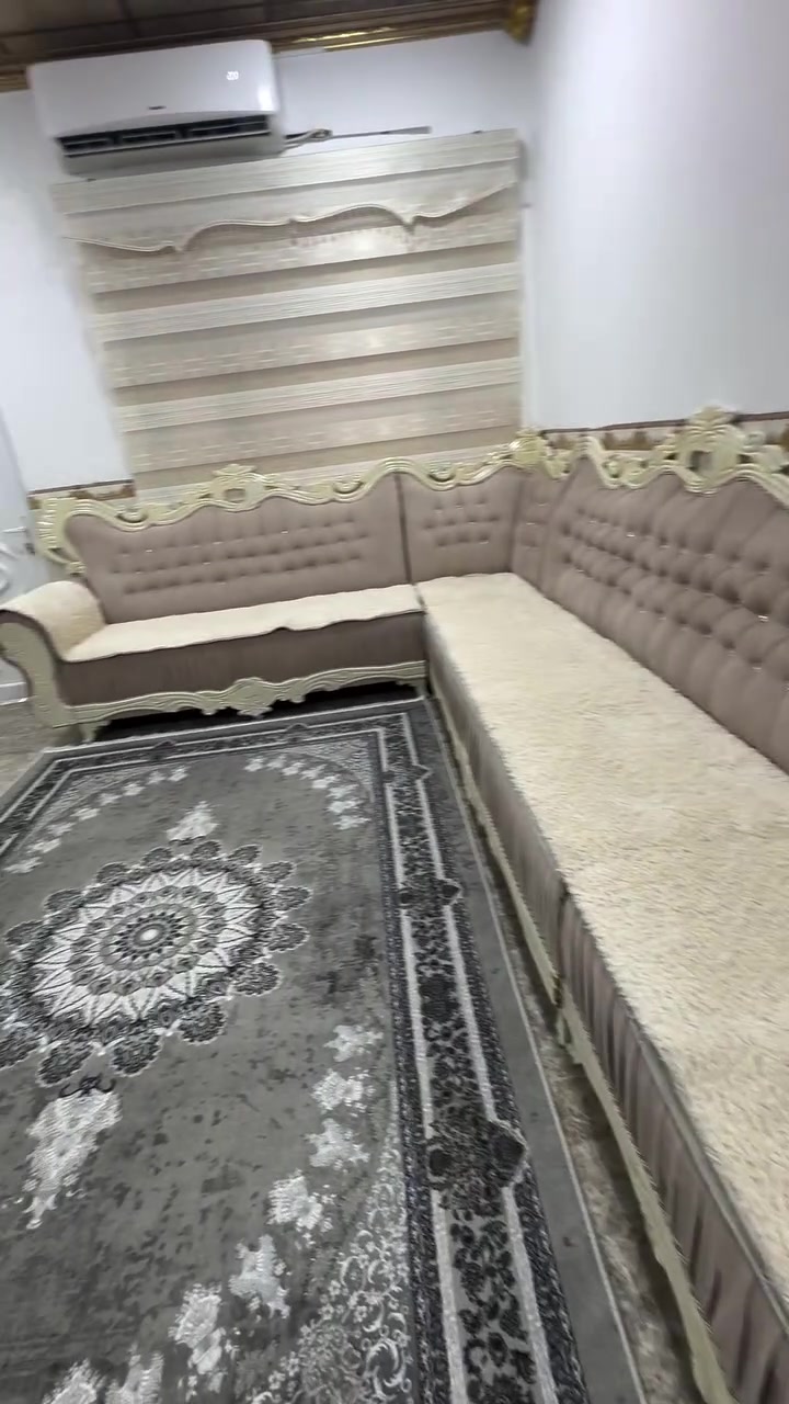 ديوان تفصال خشب اسود .الرقم*********** للحجز خاص
