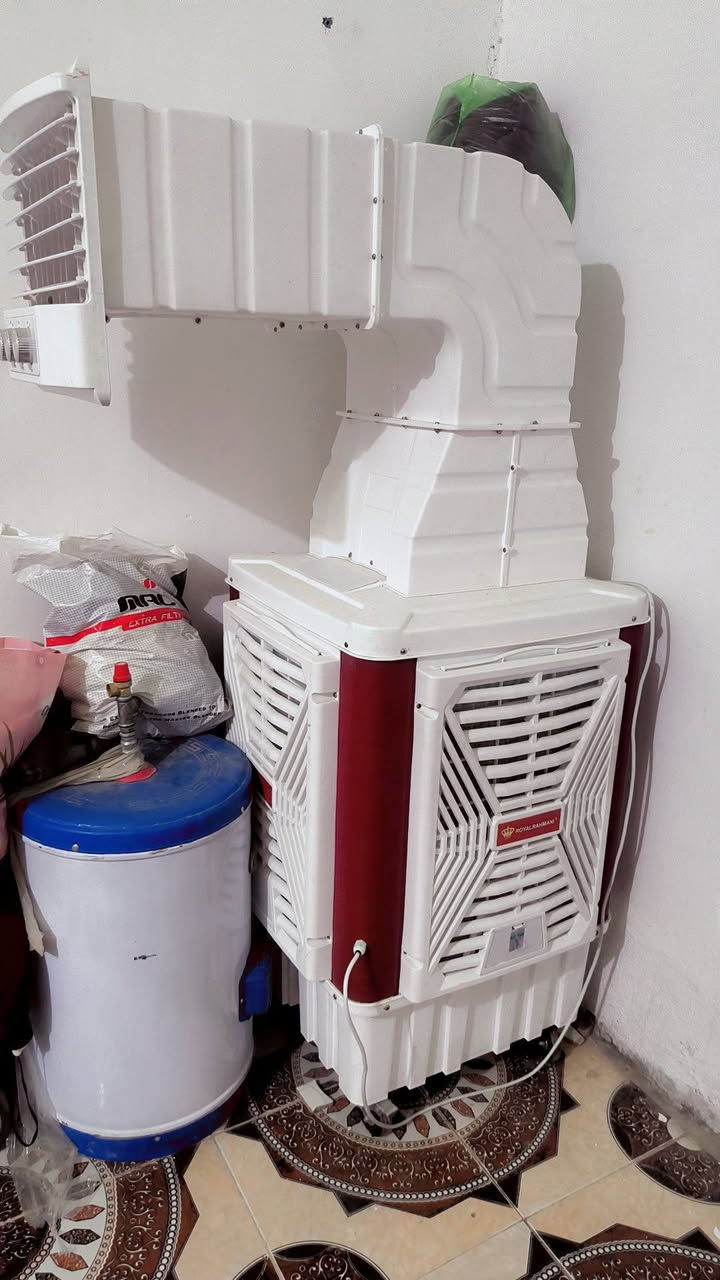 لللبيع جديده اسخدام شهر السعر ٢٥٠ العنوان الفظليه ٣سرعات كله شغال ***********
