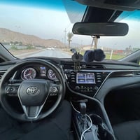 Camry 2018 LE  2  parcha w  palayaky sbux be naw grtn be airbag ز.م/07...