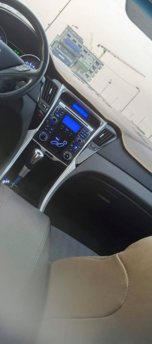 سوناته 2014 ادوات ادوات متومه شمالي رقم وسنويه جاهزه السياره مكينه دوش 2000 المرغوب  كير حداديه كله جاهز ب50 وبيها مجال قليل هاتف ***********
مكاني البصره
