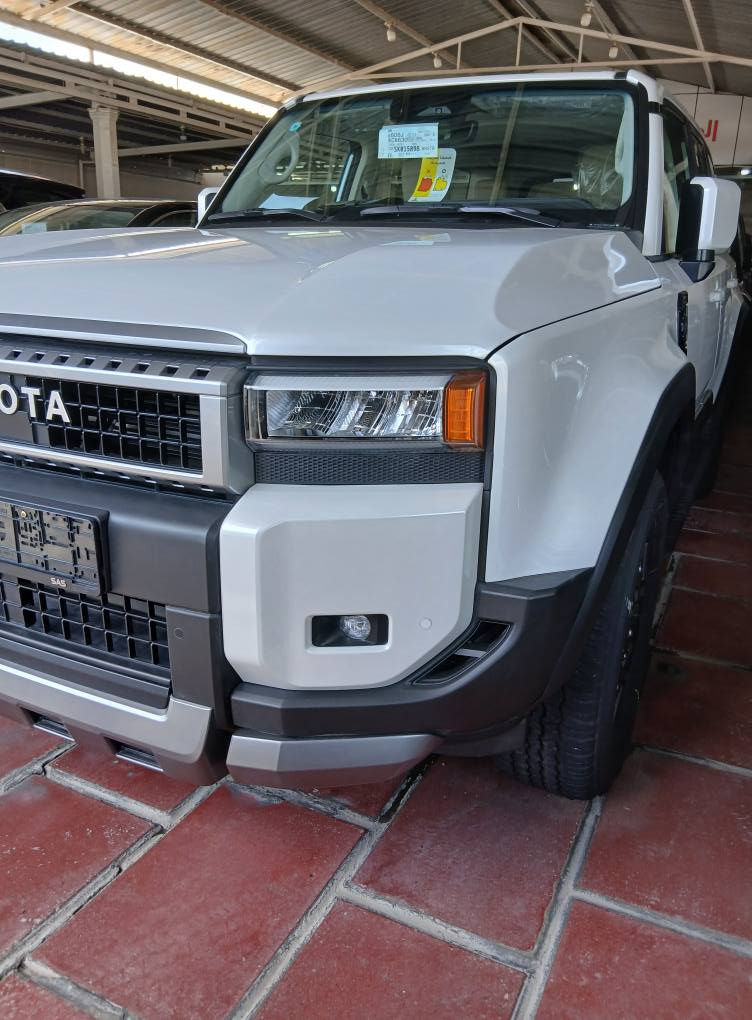 🌟تويوتا  برادو 🌟

👈2025

🛑ضمان شركة ساز

فئه(. R3)

زيروووووو

🌟مرقم بغداد

الاتصال على 

☎️***********
