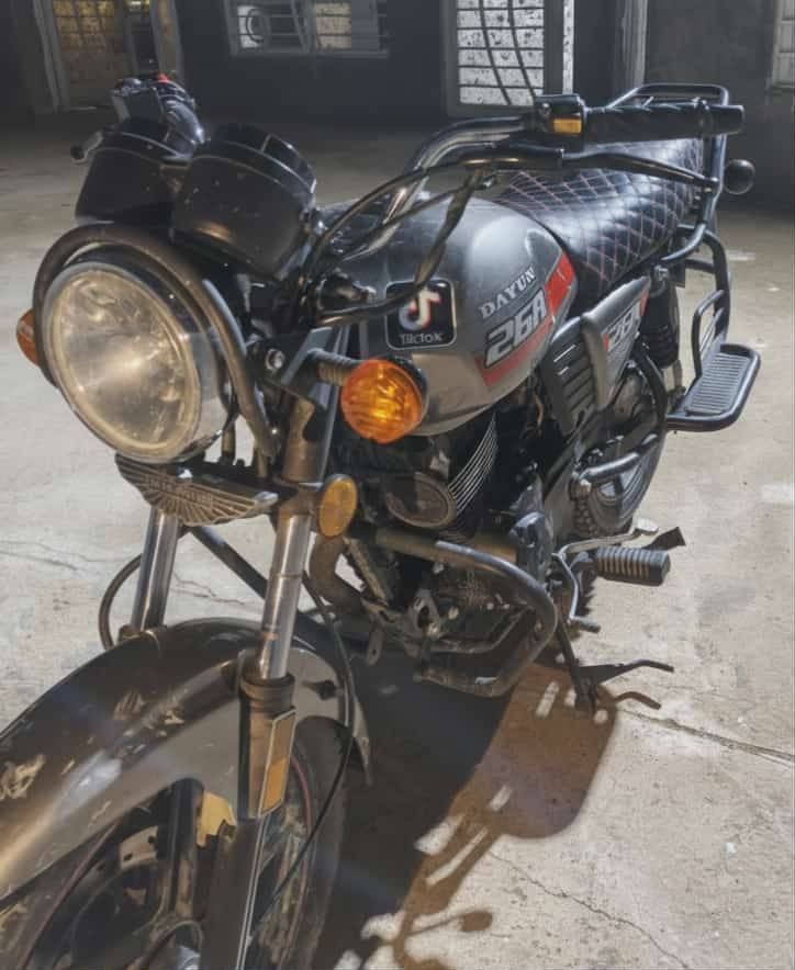 اسلام عليكم
للبيع دايون نفخ موديل 21 محرك 200  اوراق اصولي
دراجه احله من البصور مابيه اي نقص كامله مكمله
مكاني كربلاء *********** وتساب
