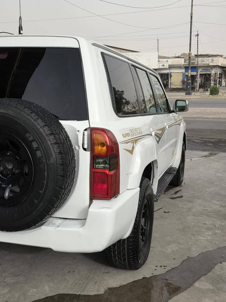 السلام عليكم نيسان باترول 2008مزاد داخليه صلاح الدين شرط الترقيم طخم تاير جديد مصبوغه عام شرط بدون حادث كير عادي مكينا بلادي شرط الكير والمكينا تبريد ثلج السعر 70وبي مجال للطيبين رقم الهاتف ***********
