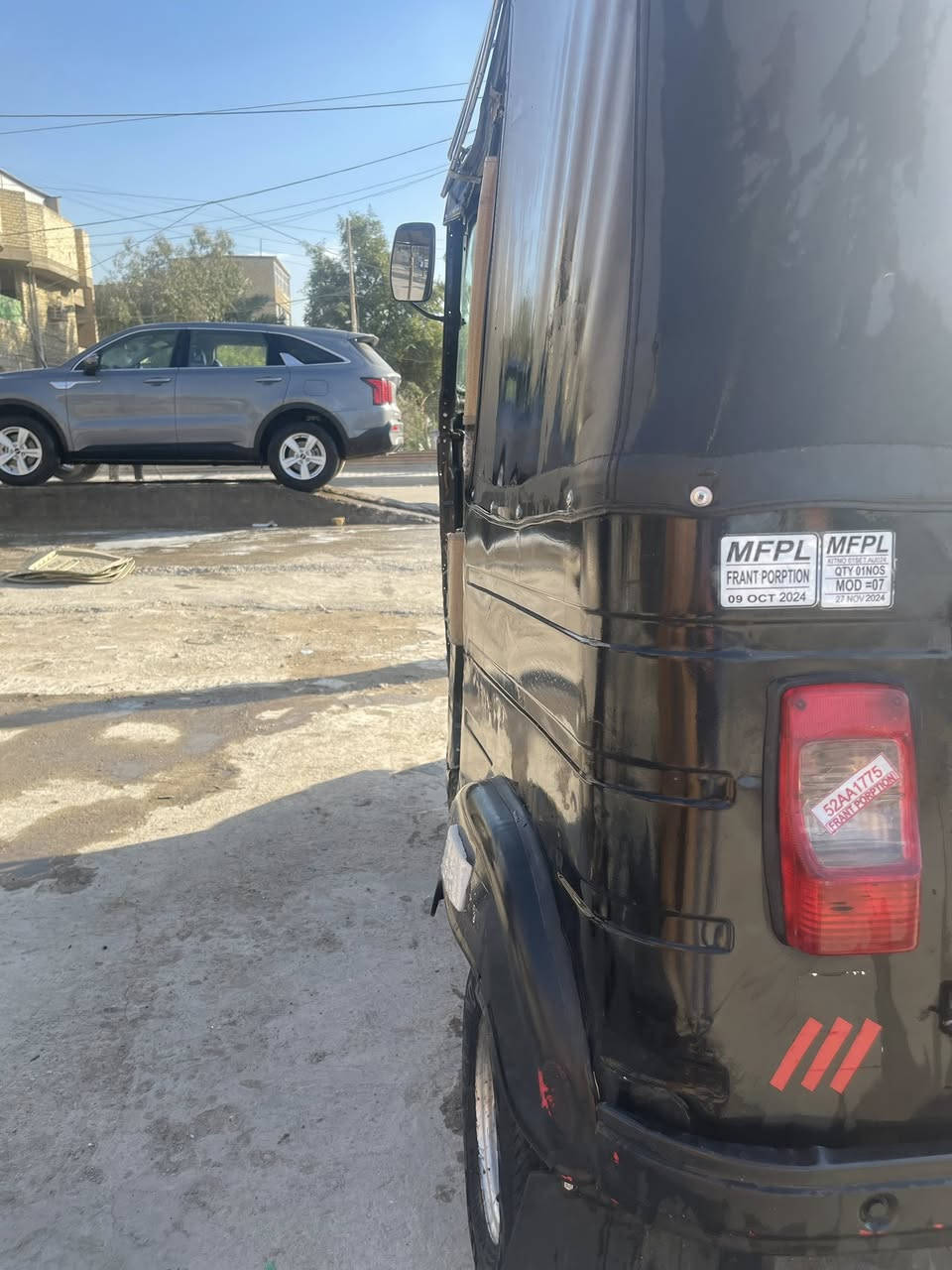 لسلام عليكم تكتك باجاج موديل 2017 أوراق 7اصوليه 100‎%‎شهر 12يوم22 مكينه مال عشرين لا تنقيص ولا تبخير تكتك خير مہَטּ الله دوس معمره كهربائيات كلها شغاله معمره تعمير عام وصبغ عام عنواني بغداد الامين الثانيه السعر 3600وبيها مجال الهاتف :***********
