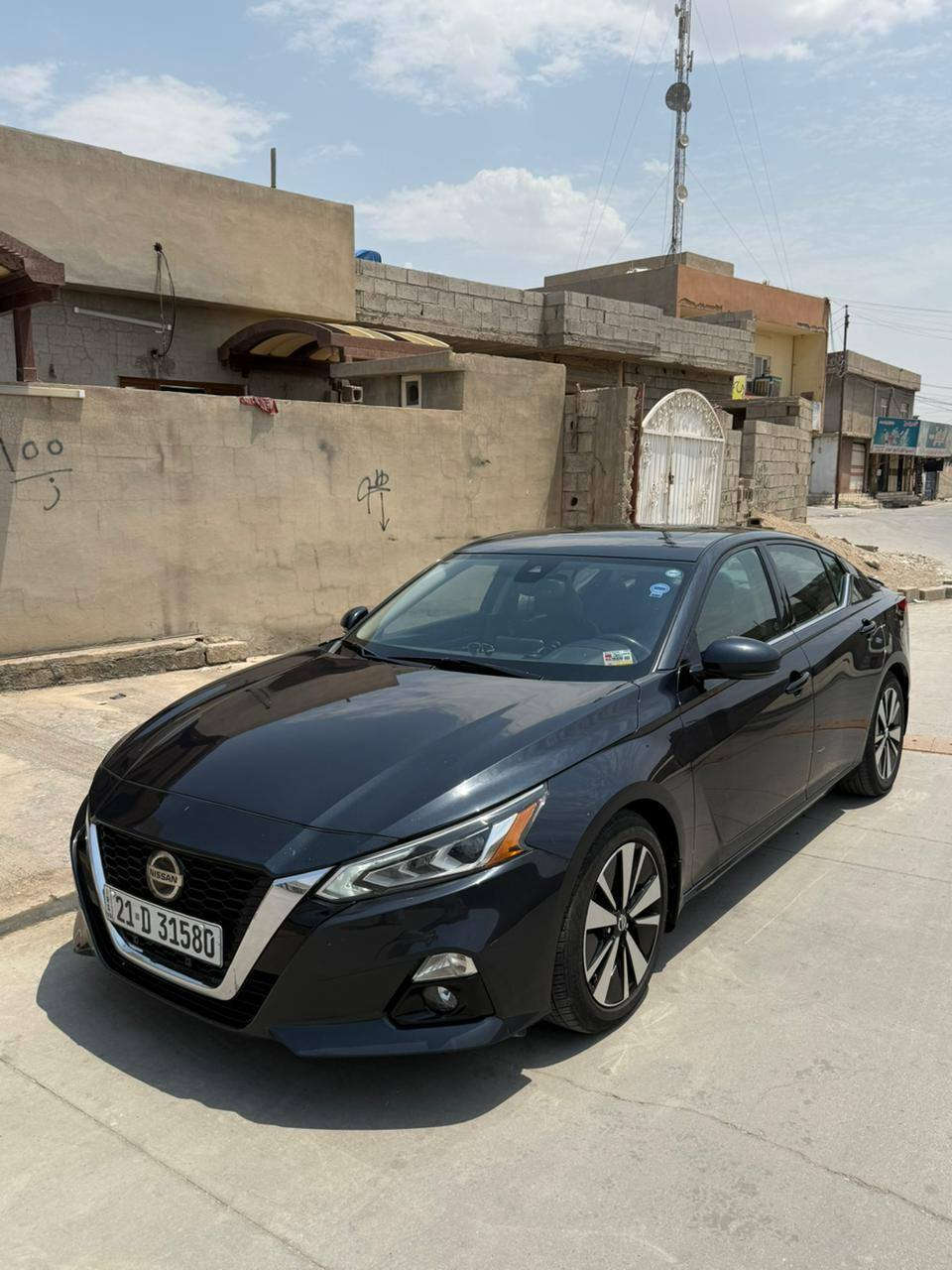 نيسان التيما موديل 2019 مواصفات SL
ضرر فقط جامرلغ سكن بدون ايرباك السعر 163 وبيه مجال بسيط للاستفسار الاتصال على الرقم ‏‪0770 805 7654‬‏
