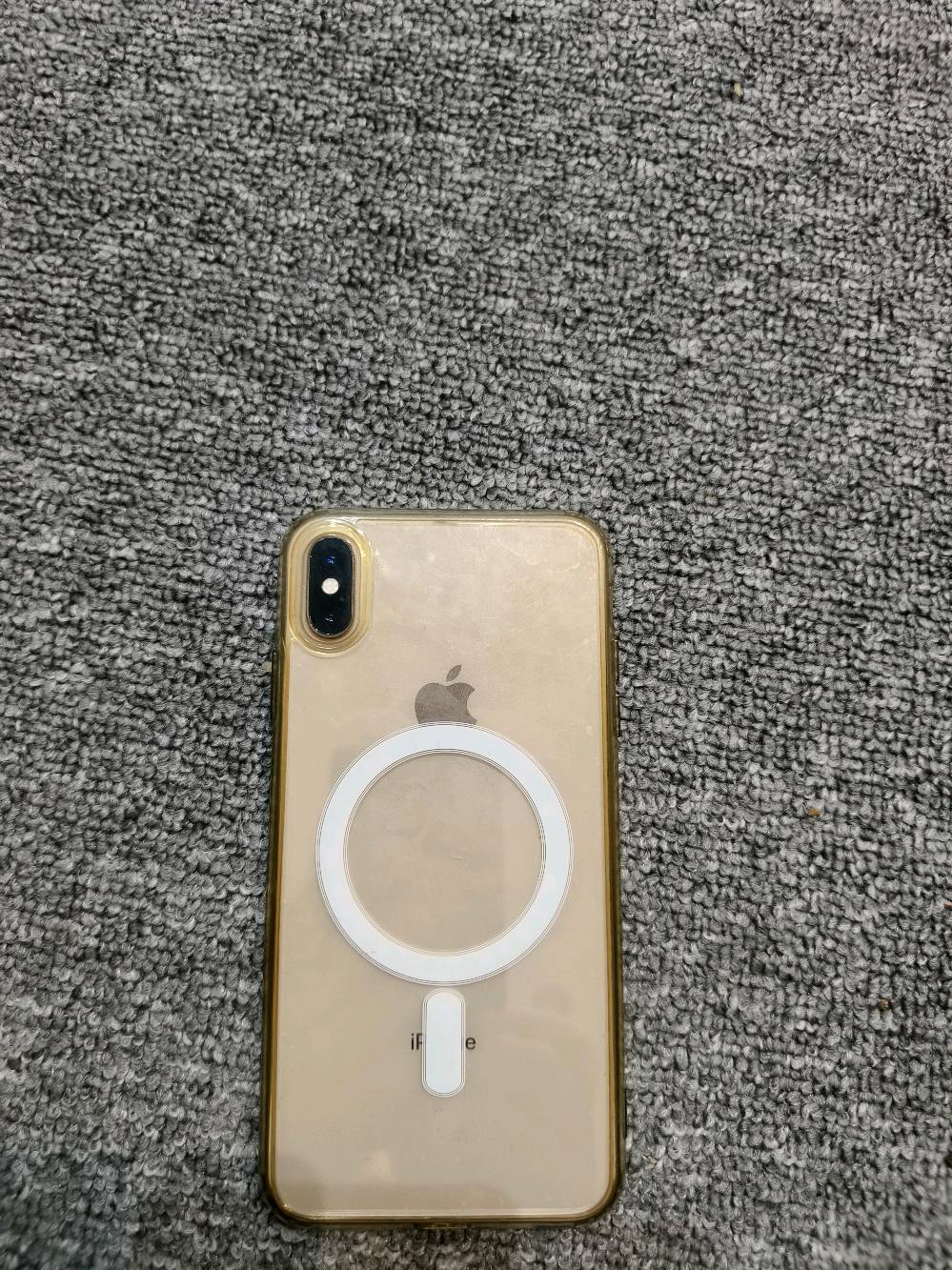 ايفون اكس ماكس ذاكره 64 بطاريه 74
متوقف بي الفيس ايدي للبيع او مراوس سعره 150 الف مكاني  بغداد الدوره