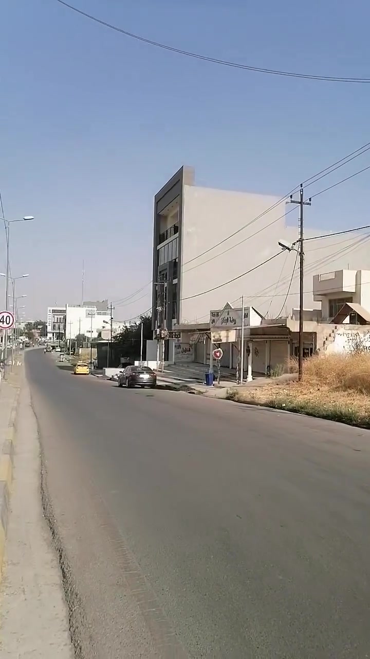 السلام عليكم ارض ركن للبيع تجاريه موقع مميز جداً وسعرها مناسب حي المصارف قريبه على جامع دكتور سعدي مهدي مساحه 648 متر واجهه 21 و نص ممكن بيعها كلها او نصفها
مكتب ركن الخليل
الرقم اسيا:***********
الرقم كورك:***********
