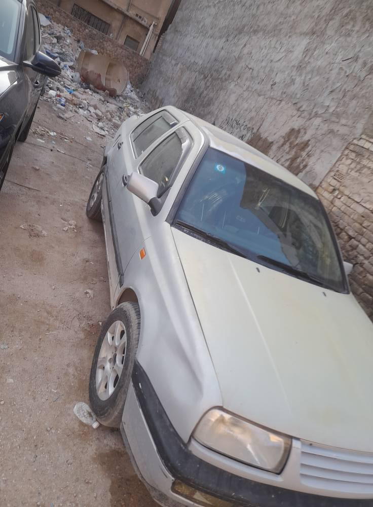 اسلام عليكم كولف موديل ٩٥ سياره بلاديه بس جارده مكينه حجم٢٠٠ باسمنه عارضه ٤٠ وبيه مجال تبريد شغال بس الفان عاطل مكانه حي الجهاد هاتف ***********بي واتساب
