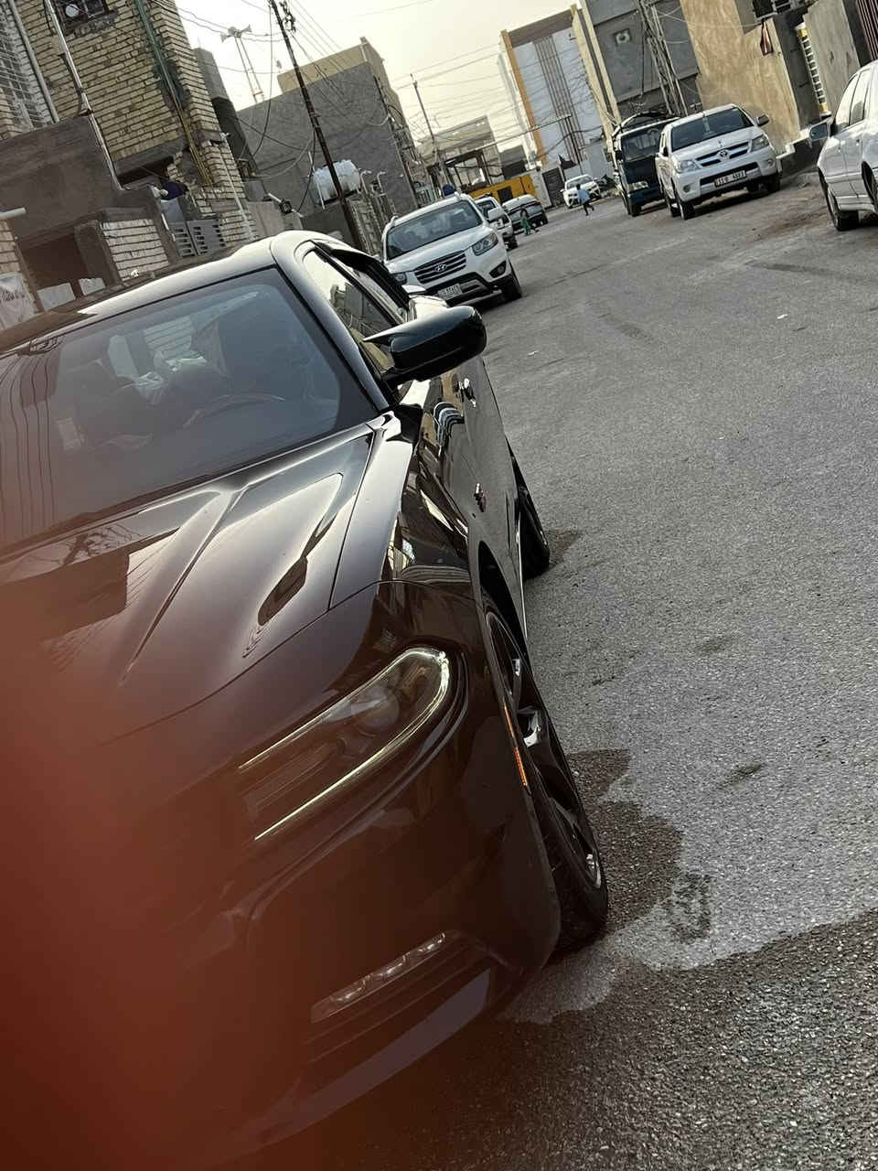 السلام عليكم جارجر 2016 SXT بغداد باسمي ماشية 82 كير مكينة صدر كفاله سيارة حادثهة خلفي قبق جنطه بي صبغ قليل وبارد بالجاملغ الخلفي بدون ايرباك والباقي كفاله 
178 وبيهة مجال بسيط ***********
