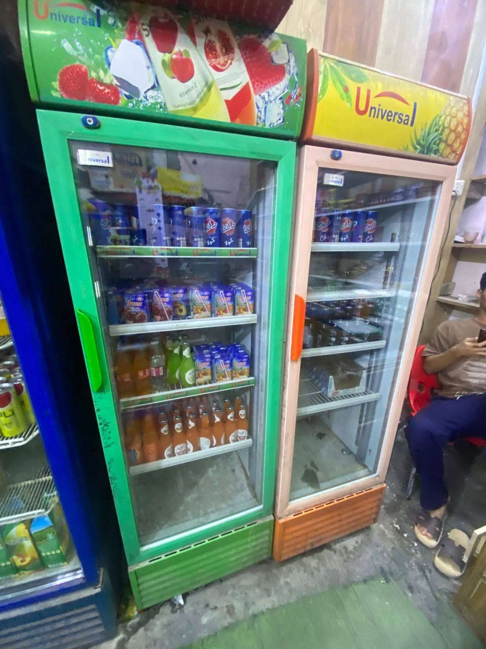 عارضات للبيع العدد 4 في حالة ممتازة ونظيفات
وعدم الصيانه او الاعطال يعني ما مصلحات نهائيآ أي استفسار رقمي وتدلل سعر العارضه الوحده  250 الف العدد 4 عارضات
 ***********
