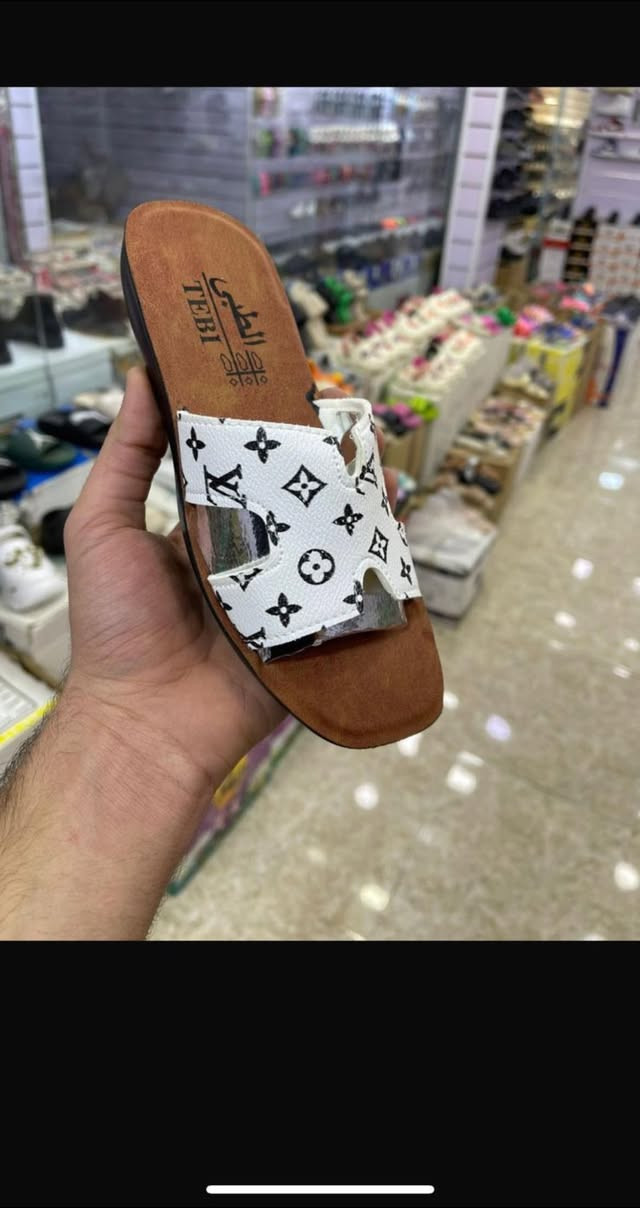 سليبر نسائي طبي.  
قياس 38/42 
سعر الكارتون 88 الف
50 زوج الكارتون


**إذا كنت صاحب هذا الإعلان وتريد حذفه لأي سبب، رجاءا أرسل رسالة إلى الدعم الفني**