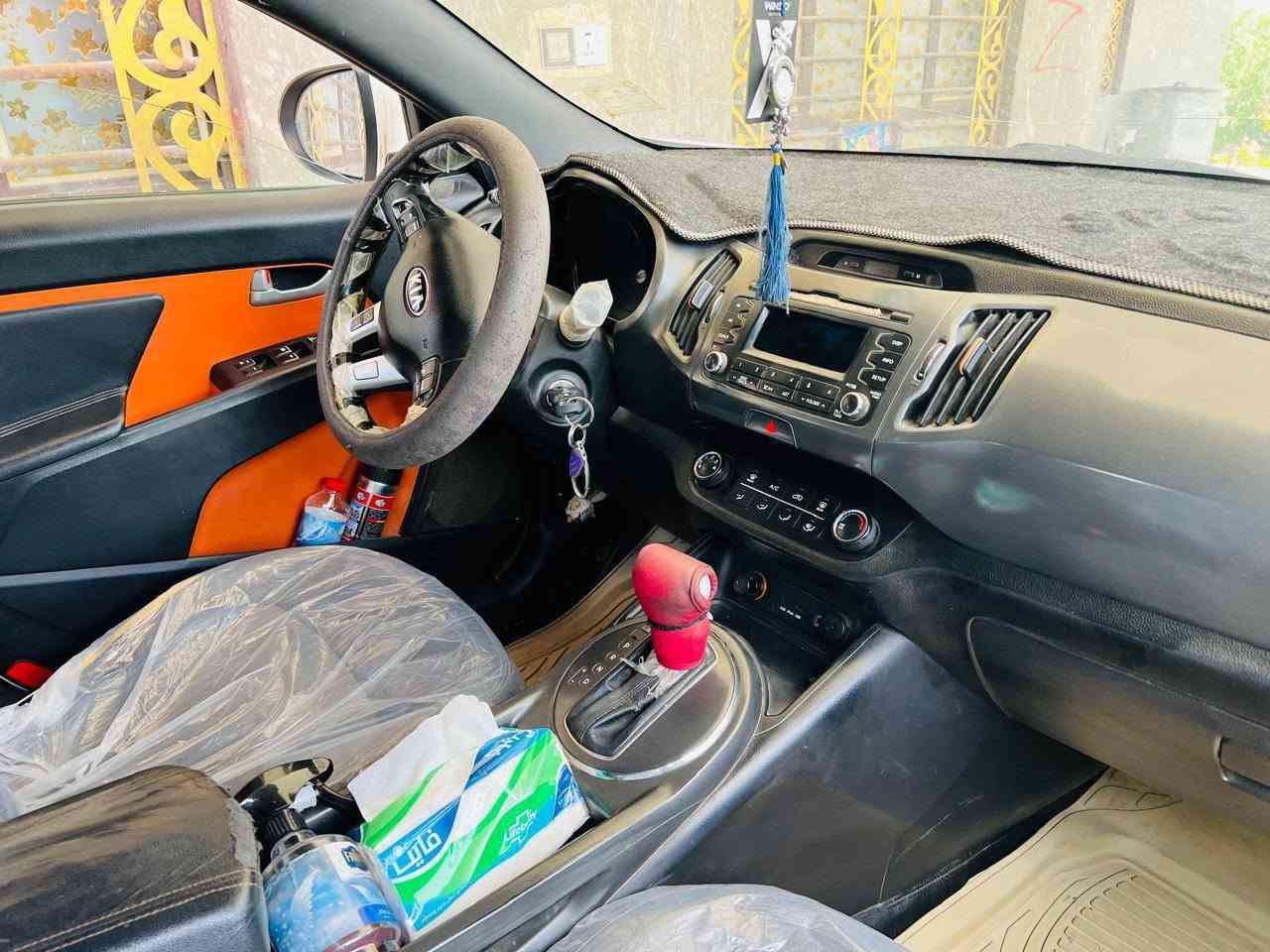 سبورتج ٢٠١٣ رقم انكليزي هزه وسنويه جديده رقم بغداد 
سياره نضيفه بمعنه الكلمه ماتصرف عليها ربع مكاني بابل باسمي مداور ثاني يوم السعر ١٣٥ وبيها مجال


**إذا كنت صاحب هذا الإعلان وتريد حذفه لأي سبب، رجاءا أرسل رسالة إلى الدعم الفني**