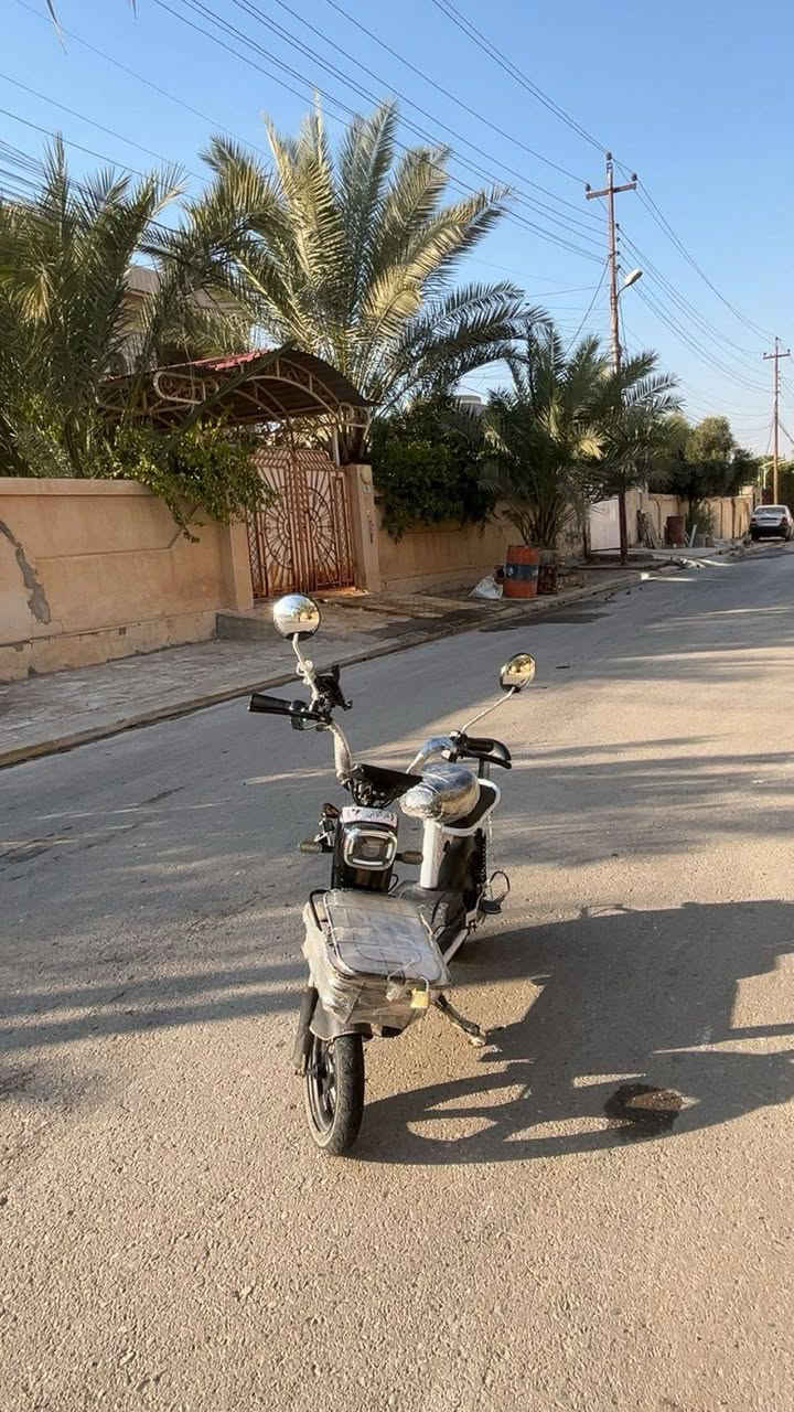 السلام عليكم
ماطور شحن حجم 14 للبيع مستعجل 

ماصارلي شي من طلعتو من الشركة جديد لوك

كلشي ما ناقصو

موديل: 2025

حجم: 14

سرعة: 48

المسافة يمشيك بالشحنة: 30km

سعر: 400 وبي مجال 

بطاريات جدد ملف جديد كلها مال شركة بعدها جديدة شاشة شغالة اشاير يمين ويسار لايت زينون فقط عالي للاستفسار اكثر علق واجاوبك خاص او الاتصال ع رقم او الواتساب

***********/***********
