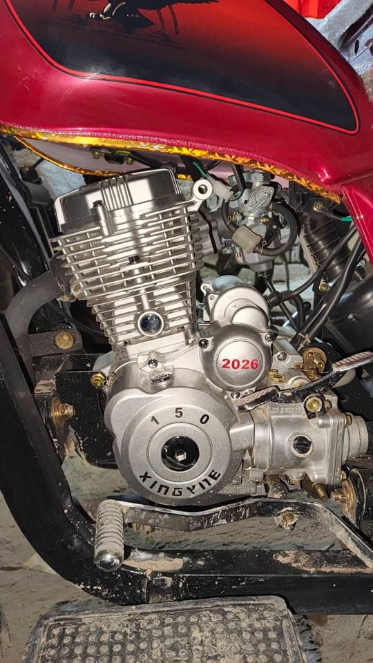 سلام عليكم دراجه للبيع ستوته  موديل2026 مامتواجد عل فيس الشراي يتصل ***********السعر 1100 مليون وميه بي مجال قليل
