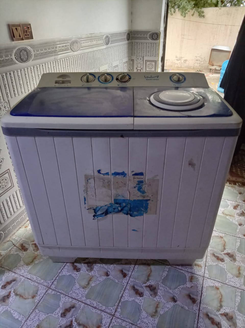 السلام عليكم سنك متر ونص تسكام سعر١٥٠
غساله للبيع جبيره حتى بطانيه تغسل على شرط ١٢٠ بيهه مجال 
مكانهن رميثه اكو توصيل


**إذا كنت صاحب هذا الإعلان وتريد حذفه لأي سبب، رجاءا أرسل رسالة إلى الدعم الفني**