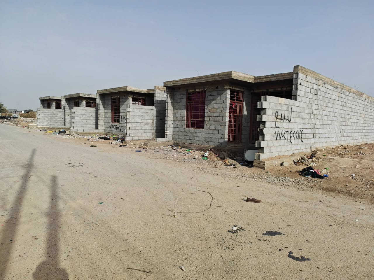 للبيع مشتملات مساحة200متر زراعي قرار117 فلكة سلمان باك مقابل معمل ثلج العساف منطقة حي الفاروق 
ماء كهرباء مجاري تبليط واصل يمهن 
السعر الواحد 45مليون وبي مجال 
للاستفسار ***********
