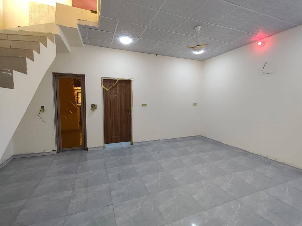 ♦️دار للبيع🏠دار للبيع♦️
    🔶 بسعر مناسب 🔶 
📍ابي الخصيب العوجه الابطاح قرب مدرسه العراقيه المساحه 125متر طابو زراعي عراقي السكف كونكريت السعر 45 للتوصل واتساب فقط متواجد ***********
