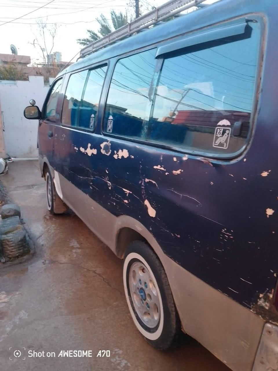 كيه بريجو نفرات للبيع 11 راكب معمر جديد و طخم تواير رقم ألماني داخل مشروع وطني رقم بغداد سعر 45 ورقة سنوية لغايه 2027 شهر السادس.... 
مكلف بالنشر.
استفسار ***********
