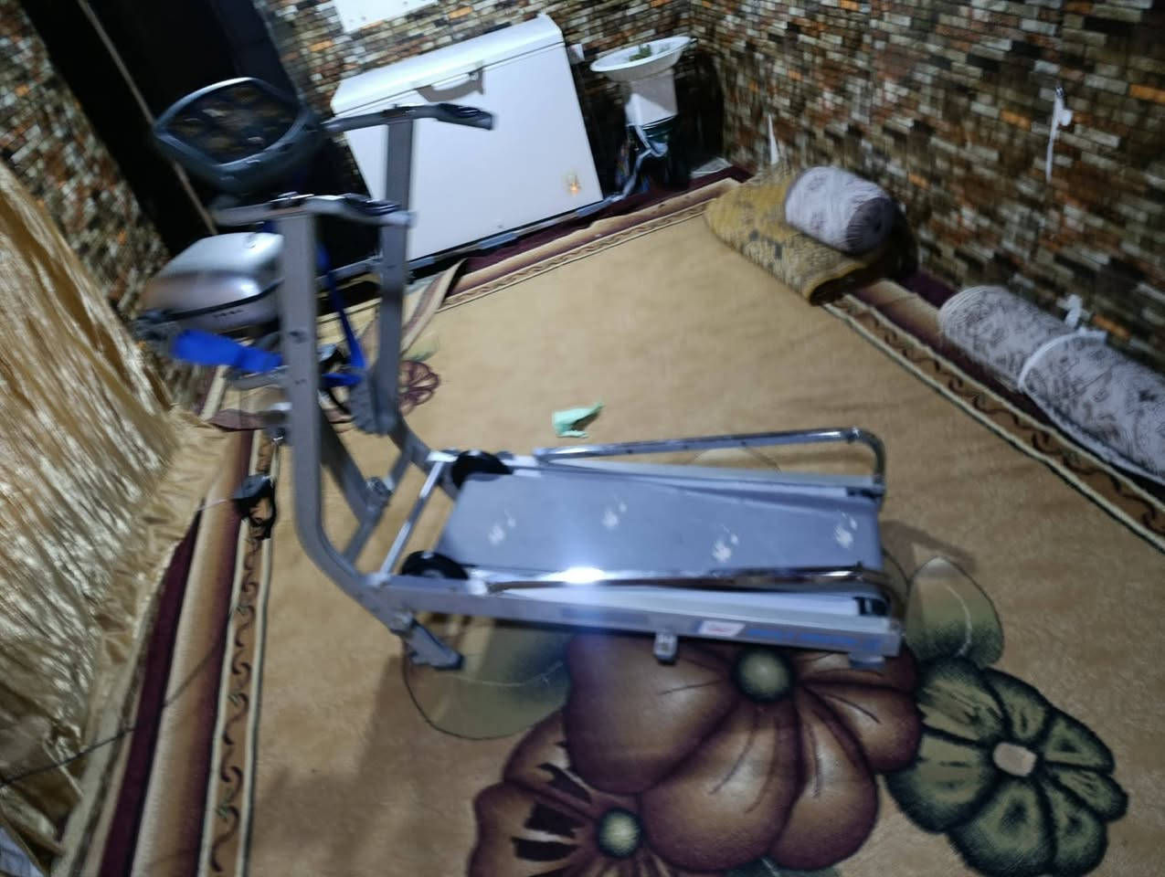 جیهازی ڕاکردن  یاری وورگ یاری  پاسکیل هەمووی پێدەکرێت تەنیا یاری کەمەرەکە بەکارەبایە پاسکیلەکەو ڕاکردنەکە بێکارەبایە 
شتکی زۆرمەزبووتە......تاسەرووی سەت کیلۆ هەڵەگرێت    بێعەیبە 
بەشەرت 
سعری 65هەزار


**إذا كنت صاحب هذا الإعلان وتريد حذفه لأي سبب، رجاءا أرسل رسالة إلى الدعم الفني**