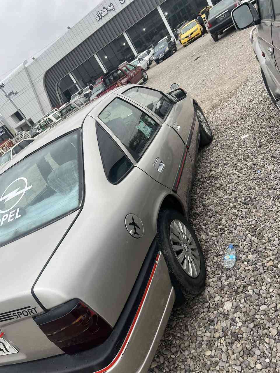 سلام و عليكم ئوپل فيكترا 18 موديل ١٩٩١ رقم سليمانية دولي سنة وية جديد لحد ٣٠ گيرو محرك شرط  تاخم صدر جديد شرط  تحويل و وكالة سيارة. مابي نقص السعر 39 
مكان سيارة طوز خورماتوو


**إذا كنت صاحب هذا الإعلان وتريد حذفه لأي سبب، رجاءا أرسل رسالة إلى الدعم الفني**