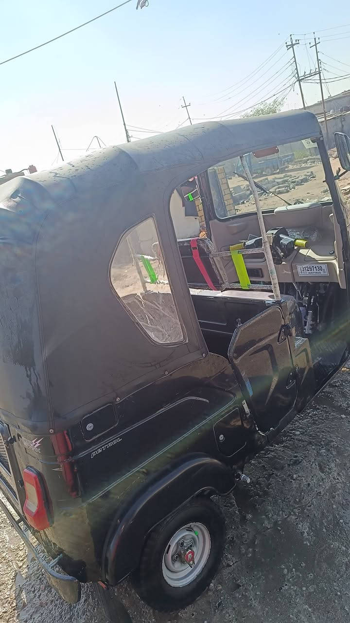 سلام عليكم تكتك باجات موديل 22 شهر 11 رقم وسنويه بصره بيها ضربه بالصفحه موضحه بالصوره والباقي كفاله سعر 7800وبيها مجال رقم مبايل ***********
