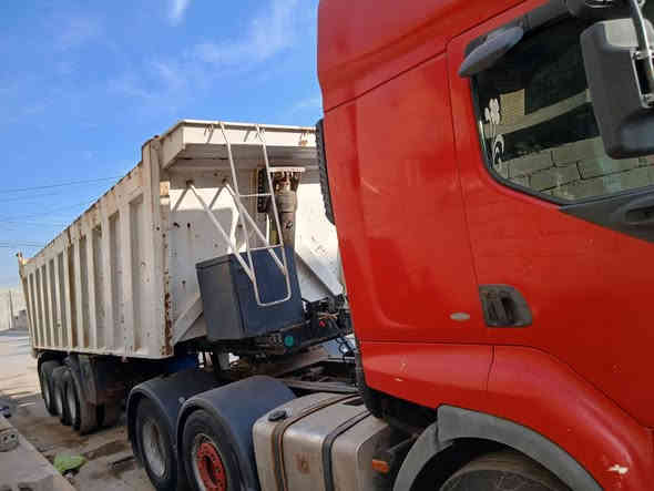 رينو ٢٠٠٥ انجتر رقم سليمانيه كير ومحرك وشاصي كفالة سنكل بلادي عربانه ٣ دناكير واحد رفاع تركيه ٣٠ متر بدون تعلاوه مربوطه فلات السعر٣٣٠ السيارة جاهزة خير من الله وبالشغل مكان السيارة فلوجه 
***********
***********
