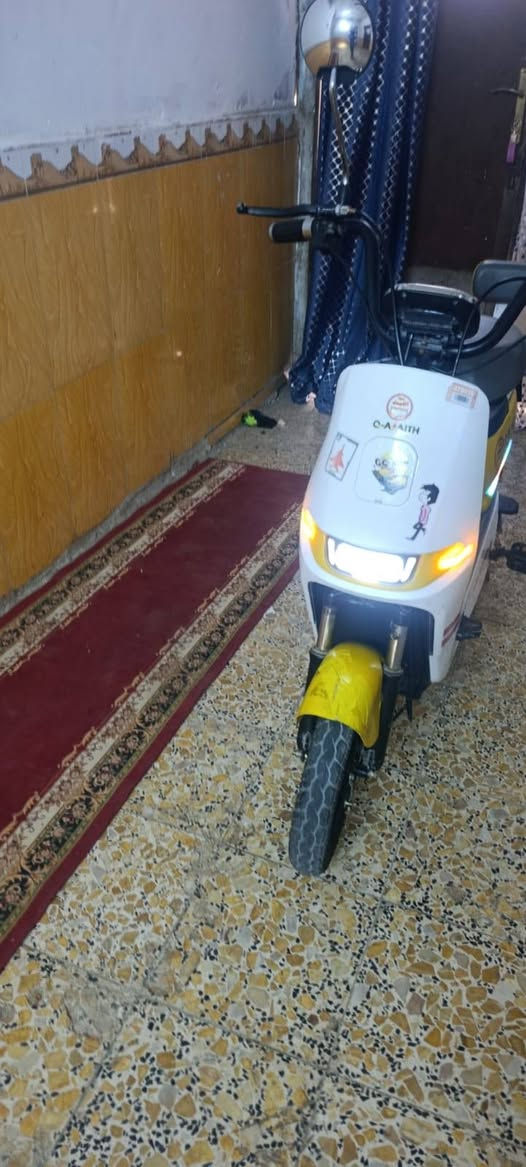 سلام عليكم شباب دراجه شحن البيع نضيفه مديل 2026 دراجه سويجين دراجه حلوه حجم 14مكاني قرب جامعه ذي قار سعر 250تواصل رقم ***********
