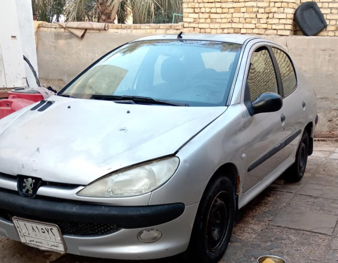 السلام عليكم ورحمة الله

للبيع: بيجو 206 فرنسي مكفولة بيها طخات ما مصلحات 
 • الممشى: 80 ألف حقيقي
 • تم تبديل الكير و محرك كورولا
 • المحرك مجفّت قبل سنتين وحالته ممتازة وما بيه أي مشكلة
 • حدادية جديدة
 • رقم بصرة
 • السنوية منتهية
 • السيارة مشروع وطني

السعر: 30 ورقة وبها مجال

أنا مكلّف بالنشر، واللي يحب يتواصل مباشرةً مع صاحب السيارة.

📞 رقم صاحب السيارة: (***********)
