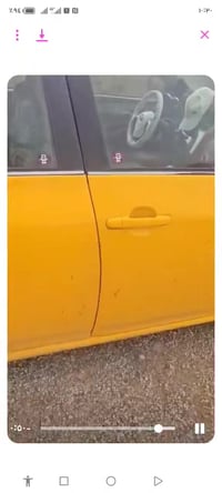 كورولا 2011 للبيع الضرر كما موضح بالصوره السعر 111 وبيها مجال قليل للا...