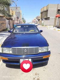 تويوتا كراون • الكوت • قرب المعهد