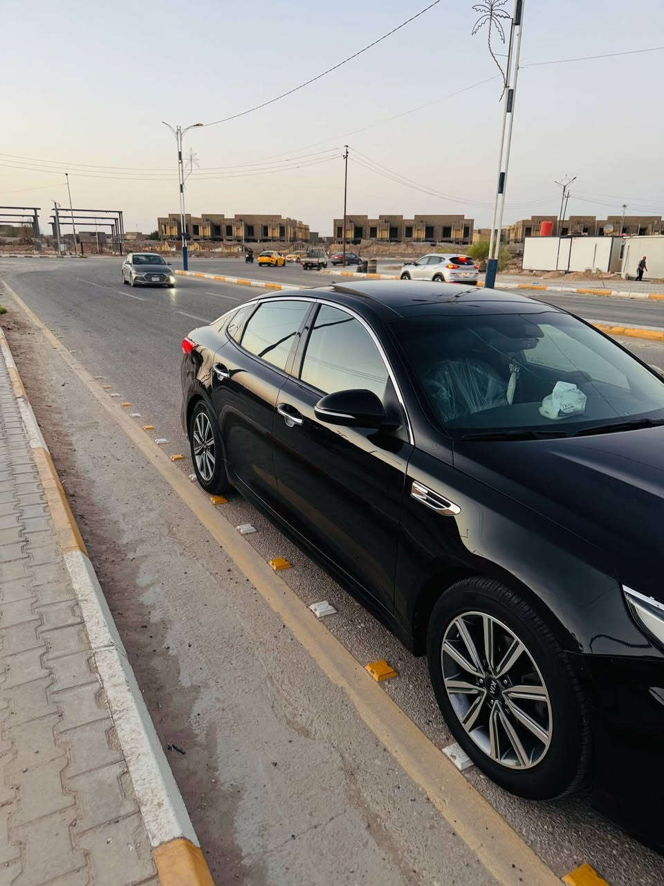 سلام عليكم
كلين تايتل وفول مواصفات  EX
رقمه بابل بأسمي مكان السيارة السماوة
موديل ١٨
ماشيه ١٠٠ ألف
برغي مامفتوح بل المكينة
***********
