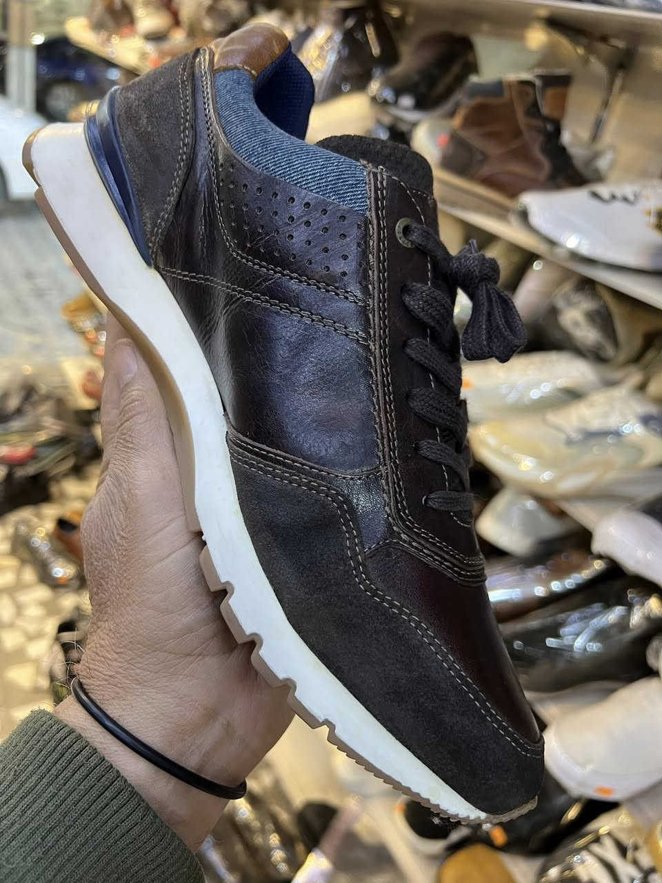 قياس45
جديد
جلد طبيعي
سپورت/كاچول
بني غامق
السعر 60
للحجز وراسله لطفاً


**إذا كنت صاحب هذا الإعلان وتريد حذفه لأي سبب، رجاءا أرسل رسالة إلى الدعم الفني**