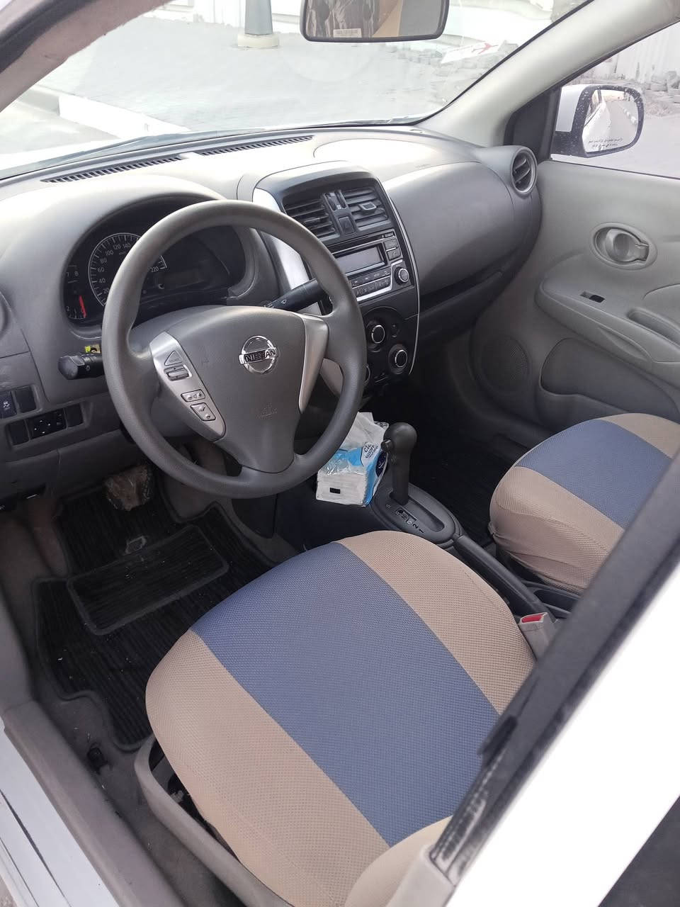 سلام عليكم من رخصت لادمن سياره نيسان صني هندي موديل 2022؛بيه مبدل ثنين بيبان وجاملغ بدون دواخل سنويته تنتهي 2027 كير مكينه حداديه تبريد كفاله سعر 93وهذا رقمي ***********
