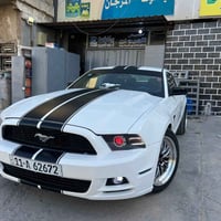 موستنك 2013 بريموم V6   السعر 78 وبيه مجال قليل   حادث بنيد بدون دواخل...