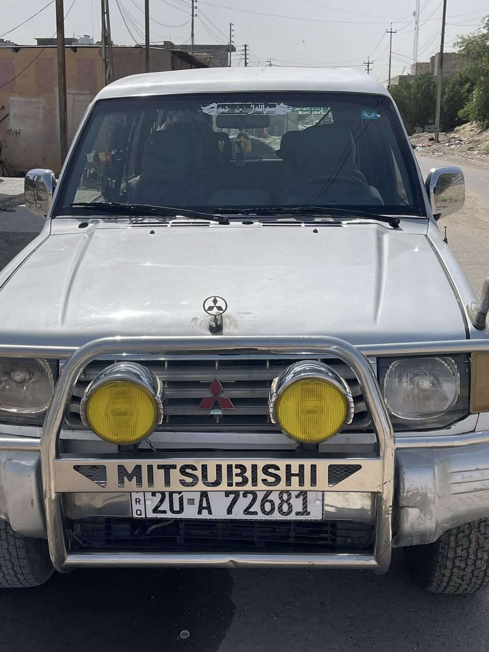 سلام عليكم  باجيرو للبيع موديل 97بسمي شرط تحويل مكينه vvtوكير  رقم الانكليزي سياره ٧راكب بلادي زوج تايرات  كهربايئات كله شغاله سياره خير من لله شراي يتصل *********** ماقصر وياه
