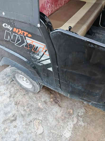 السلام عليكم تكتك بياجو للبيع مرقمة رقم كامل تكتك شغاله خير من الله موديل 2022 السعر (مليونين ونص) العنوان بغداد -الدورة الشراي يتصل ***********
