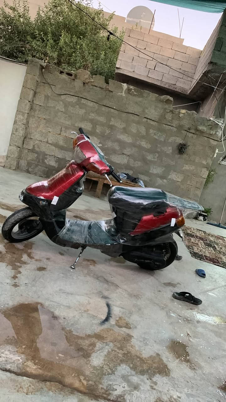 دراجه لبيع نضيف حيل محرك وتايرات كله بشرط مكانها فيلق سعرها قفل ٢٥٠ هذا رقم صاحب دراجه ***********
