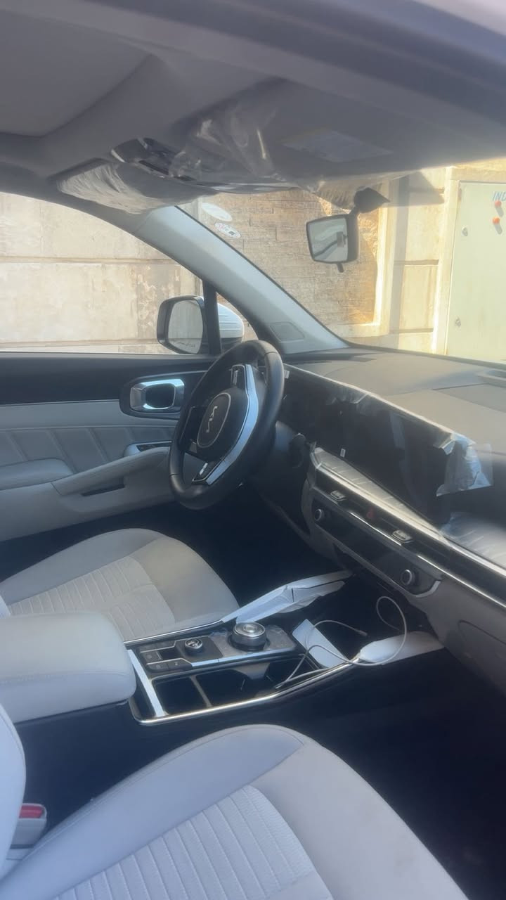 السلام عليكم ورحمة الله وبركاته
موديل ٢٤
ماشي ١٥٥٠٠
السعر قفل ٢٩٥
بغداد/ اليرموك
***********
