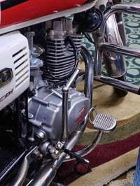 من رخصه الادمن جني موديل 2019 محرك 200.. ما مفتوح 5 كير سعر ٤٥٠ بيها م...