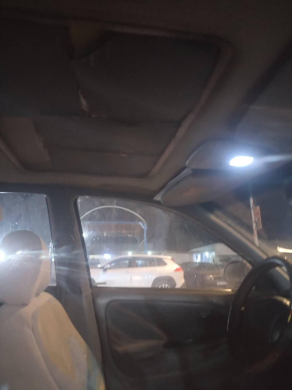 سلام عليكم النتره مديل 2000مكينه كير خير من الله تبريد ثلج كهربايات كامله شاشه سنتر لوك تخم تاير حدايتها حلو رقم بغداد انكليزي بسمي تحويل ثاني يوم سياره جديده وحلوه سعر52 وبيها مجال مكاني طارميه ***********
